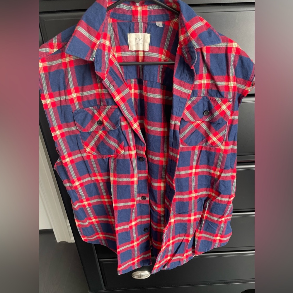 Popular-in Demand-Fear of God cut off flannel shirt.
